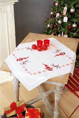 Christmas Elves Tablecloth Kit