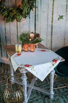 Christmas Flowers Tablecloth Kit